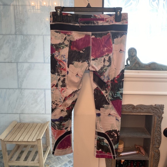 2-piece lululemon outfit - Picture 8 of 9